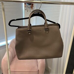 Michael Kors bag taupe color great condition